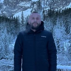 Андрій